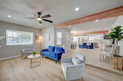 700 Cactus Ln, Las Vegas, NV 89107