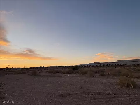 Tamarind, North Las Vegas, NV 89032