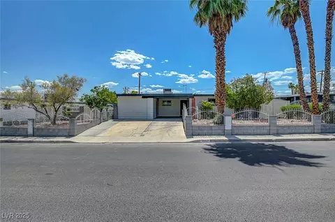 4807 Sacks Dr, Las Vegas, NV 89122
