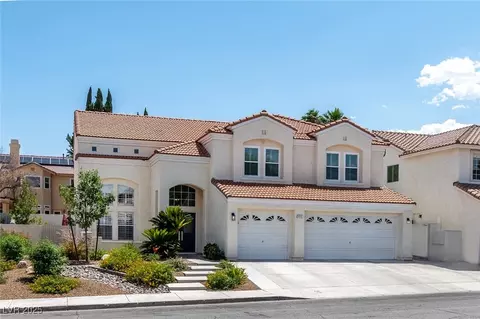 8113 Blue Cascade Ave, Las Vegas, NV 89128