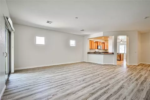 5967 Sun Appello Ave, Las Vegas, NV 89122