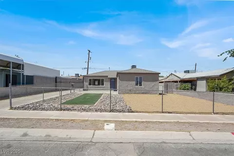 636 Burton St, Henderson, NV 89015