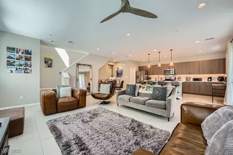 11289 Vision Peak Ave #103, Las Vegas, NV 89135