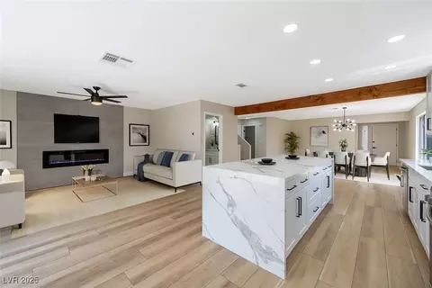 356 Gulfport Ct, Las Vegas, NV 89145