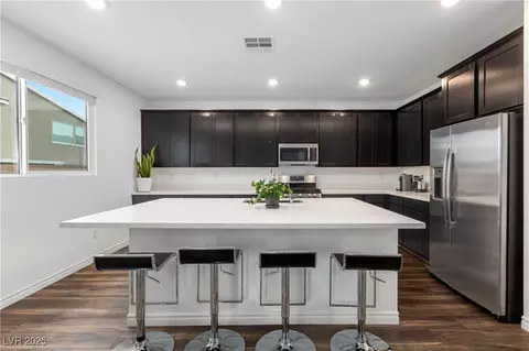 4348 Bayley Skye Ave, Las Vegas, NV 89141