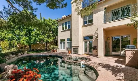 9001 Opus Dr, Las Vegas, NV 89117