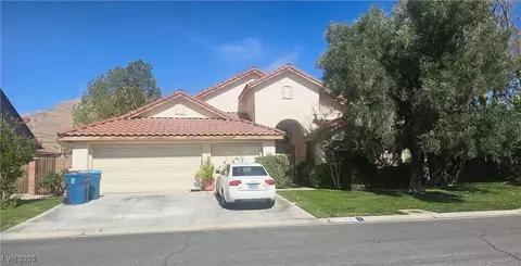 1330 Honey Lake St, Las Vegas, NV 89110