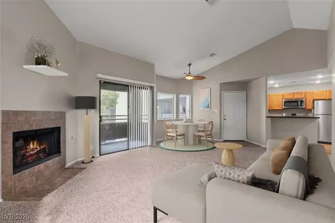 5042 S Rainbow Blvd #206, Las Vegas, NV 89118