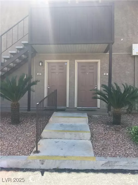 5000 Indian River Dr #483, Las Vegas, NV 89103