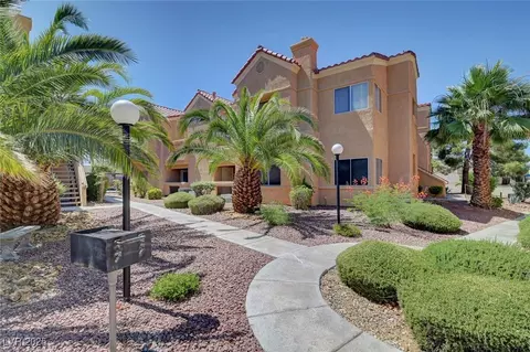 900 Heavenly Hills Ct #114, Las Vegas, NV 89145