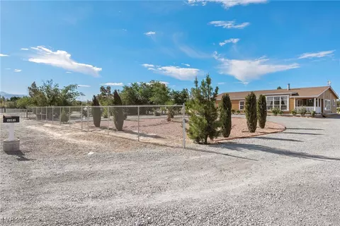 1381 White St, Pahrump, NV 89060