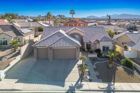 816 Sandsprings St, Henderson, NV 89011