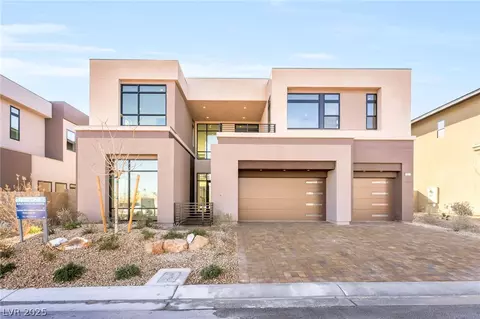 4853 Shady Ridge Dr, Las Vegas, NV 89135