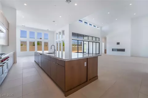 11106 Desert Heights Ave, Las Vegas, NV 89135
