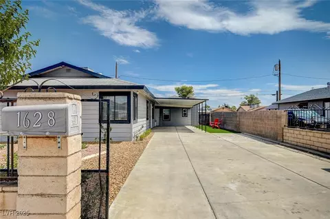 1628 Chestnut St, Henderson, NV 89011
