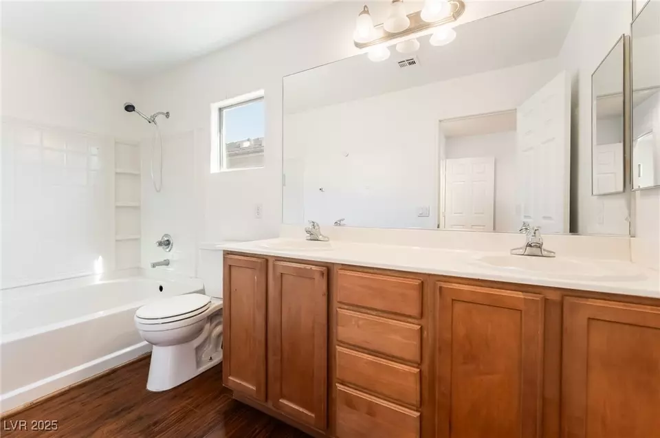 Bath - 9117 Watermelon Seed Ave, Las Vegas, NV 89143 photo 1 of 2