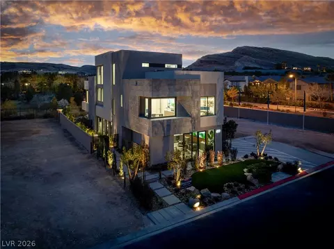 20 Lakefront Dr, Henderson, NV 89011