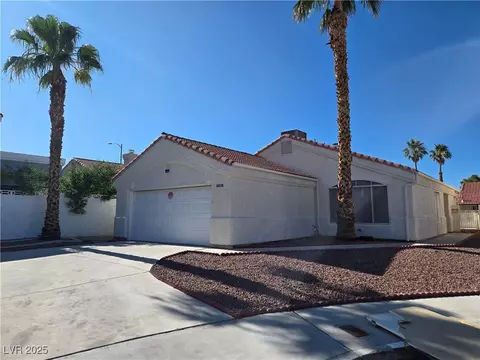 6636 Old Oxford Ave, Las Vegas, NV 89108