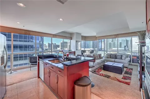 4575 Dean Martin Dr #1112, Las Vegas, NV 89103