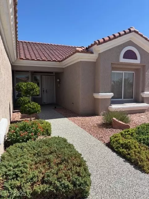 10036 Keysborough Dr, Las Vegas, NV 89134