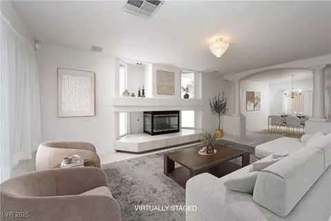 9604 Summer Cypress St, Las Vegas, NV 89123