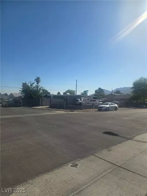 Undisclosed, Las Vegas, NV 89104