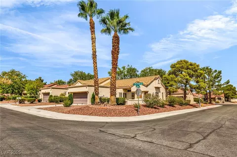 8800 Villa Ridge Dr, Las Vegas, NV 89134
