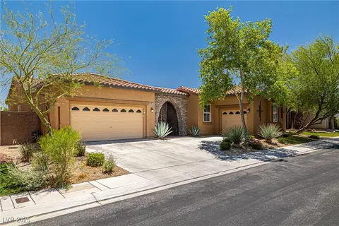 7914 Elk Mountain St, Las Vegas, NV 89113