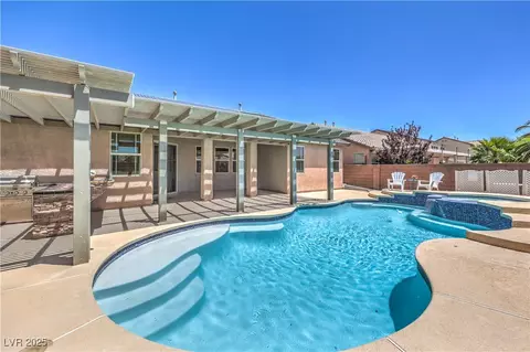 5889 Wildhorse Ledge Ave, Las Vegas, NV 89131