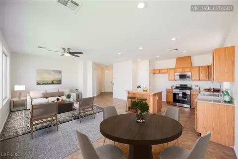 909 Trinity Pond Cir, Henderson, NV 89002