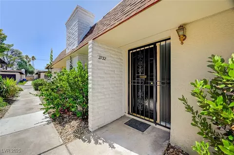 2732 Heritage Ct, Las Vegas, NV 89121