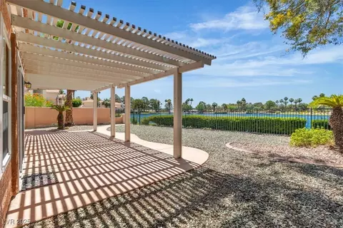 2537 Seascape Dr, Las Vegas, NV 89128