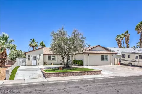 905 Smith St, Las Vegas, NV 89108