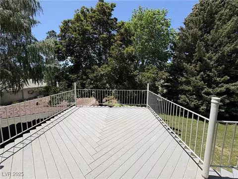 Exterior - 1133 Bell Ave, Ely, NV 89301 photo 5 of 10