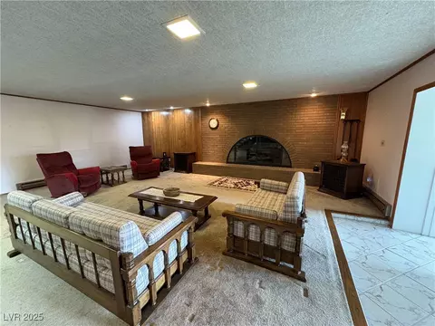Living - 1133 Bell Ave, Ely, NV 89301 photo 5 of 8