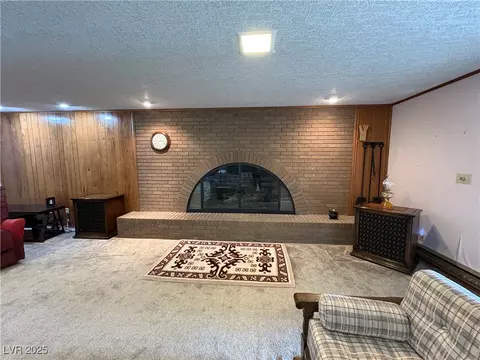 Living - 1133 Bell Ave, Ely, NV 89301 photo 7 of 8