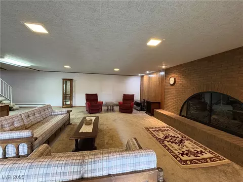 Living - 1133 Bell Ave, Ely, NV 89301 photo 3 of 8