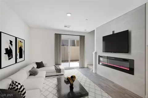 2747 Tahiti Grape Way #2, Las Vegas, NV 89183