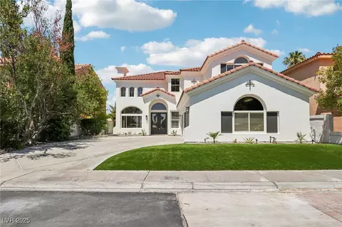 2469 Sun Reef Rd, Las Vegas, NV 89128