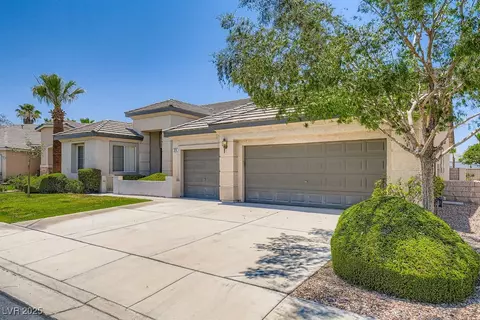 324 Quiet Harbor Dr, Henderson, NV 89052