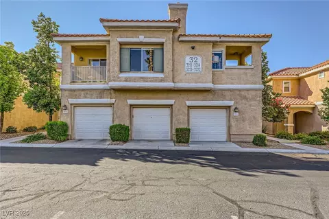 251 S Green Valley Pkwy #3222, Henderson, NV 89012