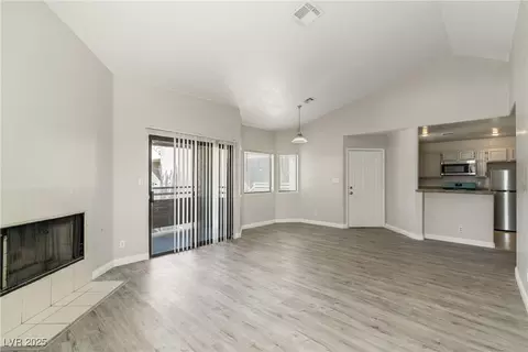 5038 S Rainbow Blvd #206, Las Vegas, NV 89118