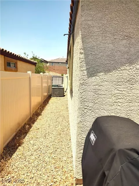 2822 Chetco River St, Laughlin, NV 89029 photo 19