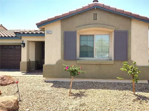 2822 Chetco River St, Laughlin, NV 89029 photo 2