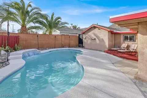 5005 Harmony Ave, Las Vegas, NV 89107