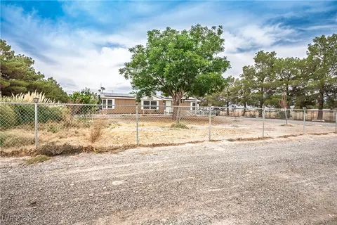 4700 E Comanche Dr, Pahrump, NV 89061
