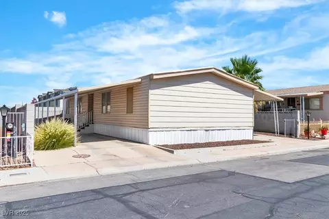 2932 Gavilan Ln, Las Vegas, NV 89122