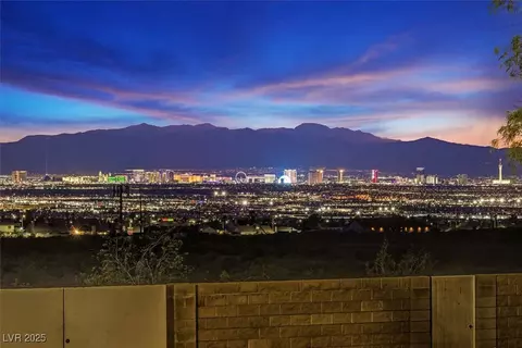 156 N Parawan St, Henderson, NV 89015
