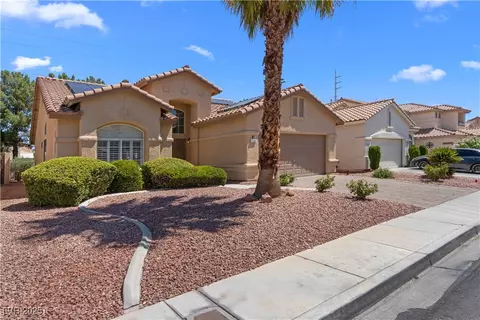 1132 Coral Desert Dr, Las Vegas, NV 89123