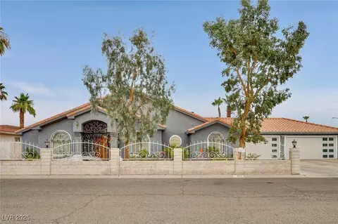 1970 Del Font Ct, Las Vegas, NV 89117